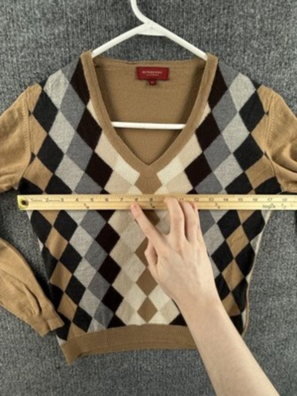 Burberry 42 Wool Logo Pullover V-Neck Long Sleeve Sweater Beige Gray Preppy Knit - Picture 7 of 16